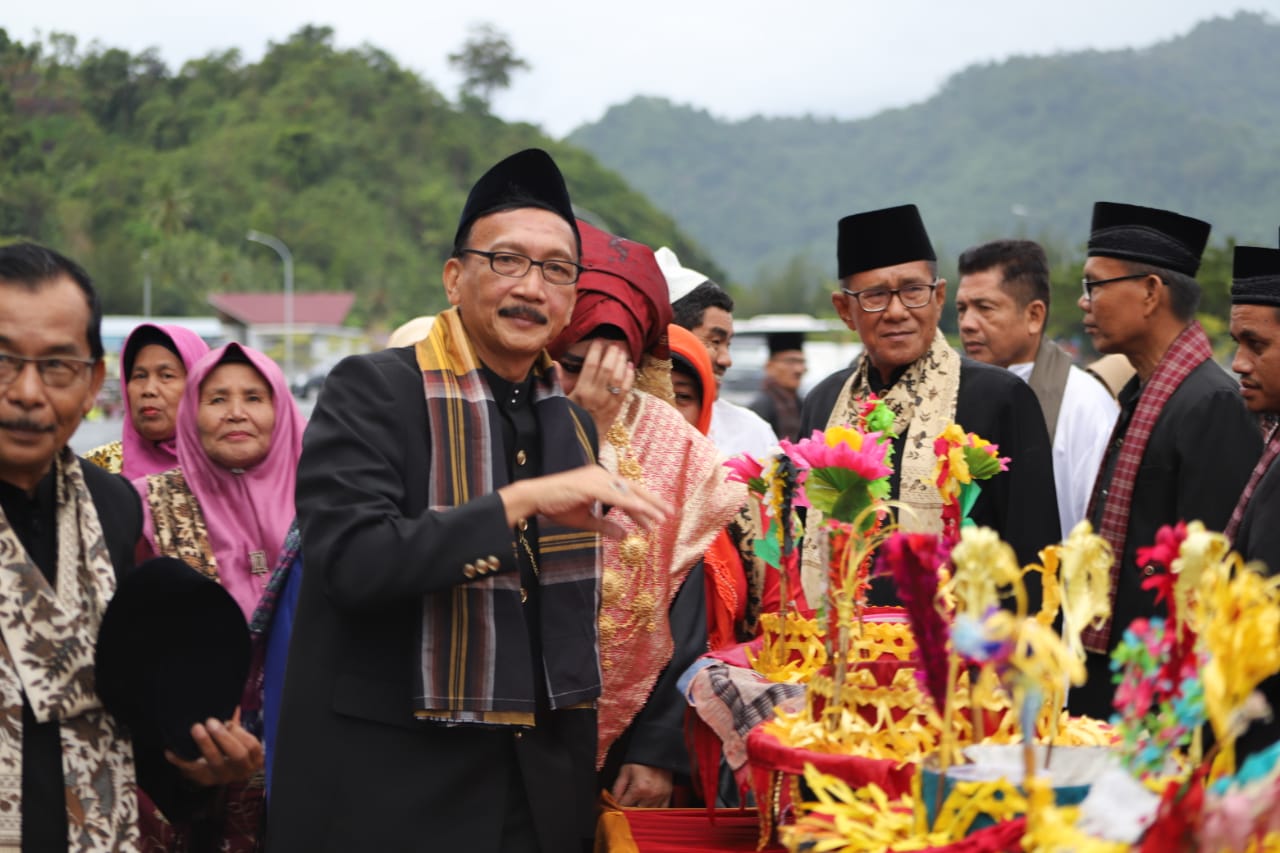 Bupati Hendrajoni:  Balimau Paga Akan Mempererat  Kekerabatan Sesama Muslim 