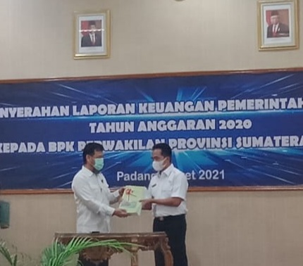 Wabup Pessel Rudi Hariyansyah, Serahkan LKPD ke BPK RI Perwakilan Sumbar