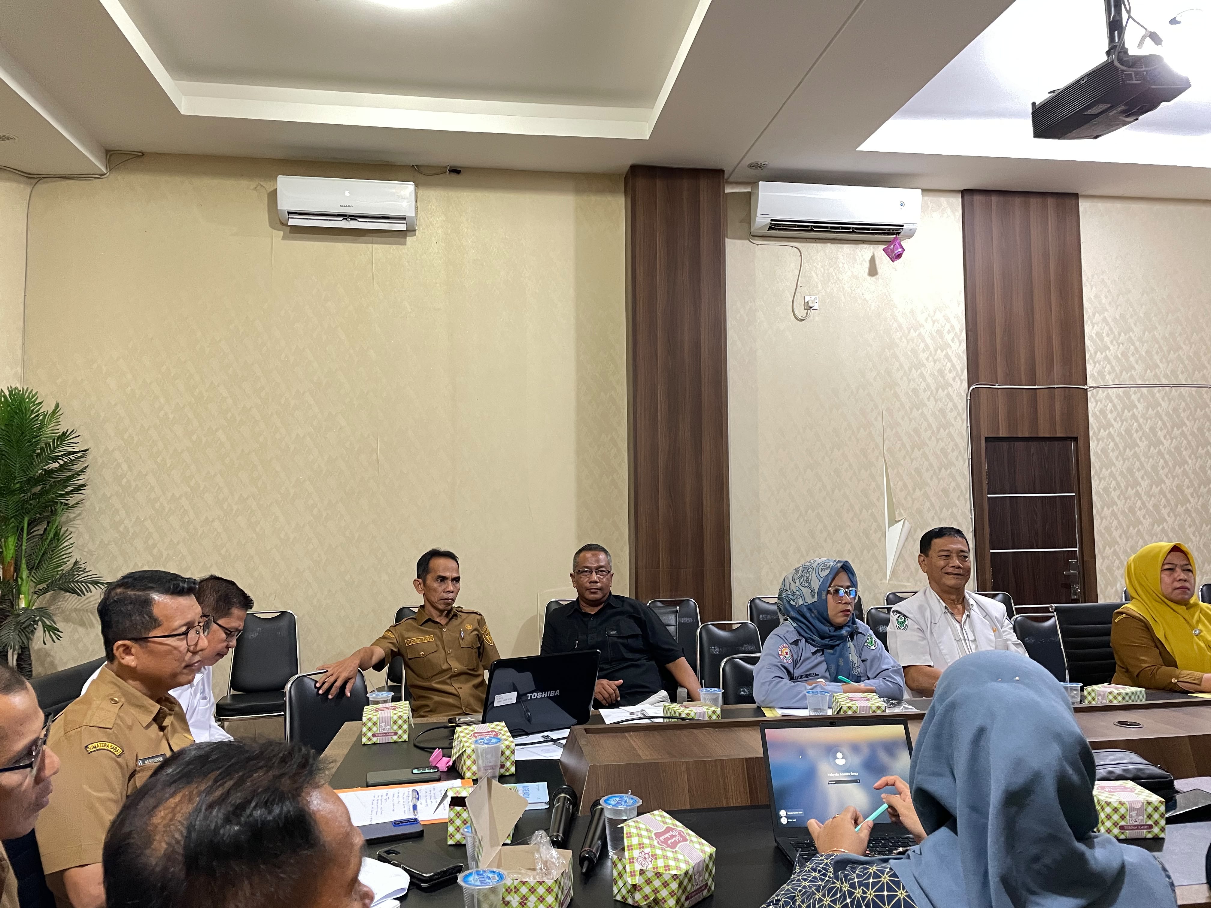 Forum Diskusi Publik Dinas Dukcapil Pessel Ungkap Data Bansos Lansia Tidak Akurat