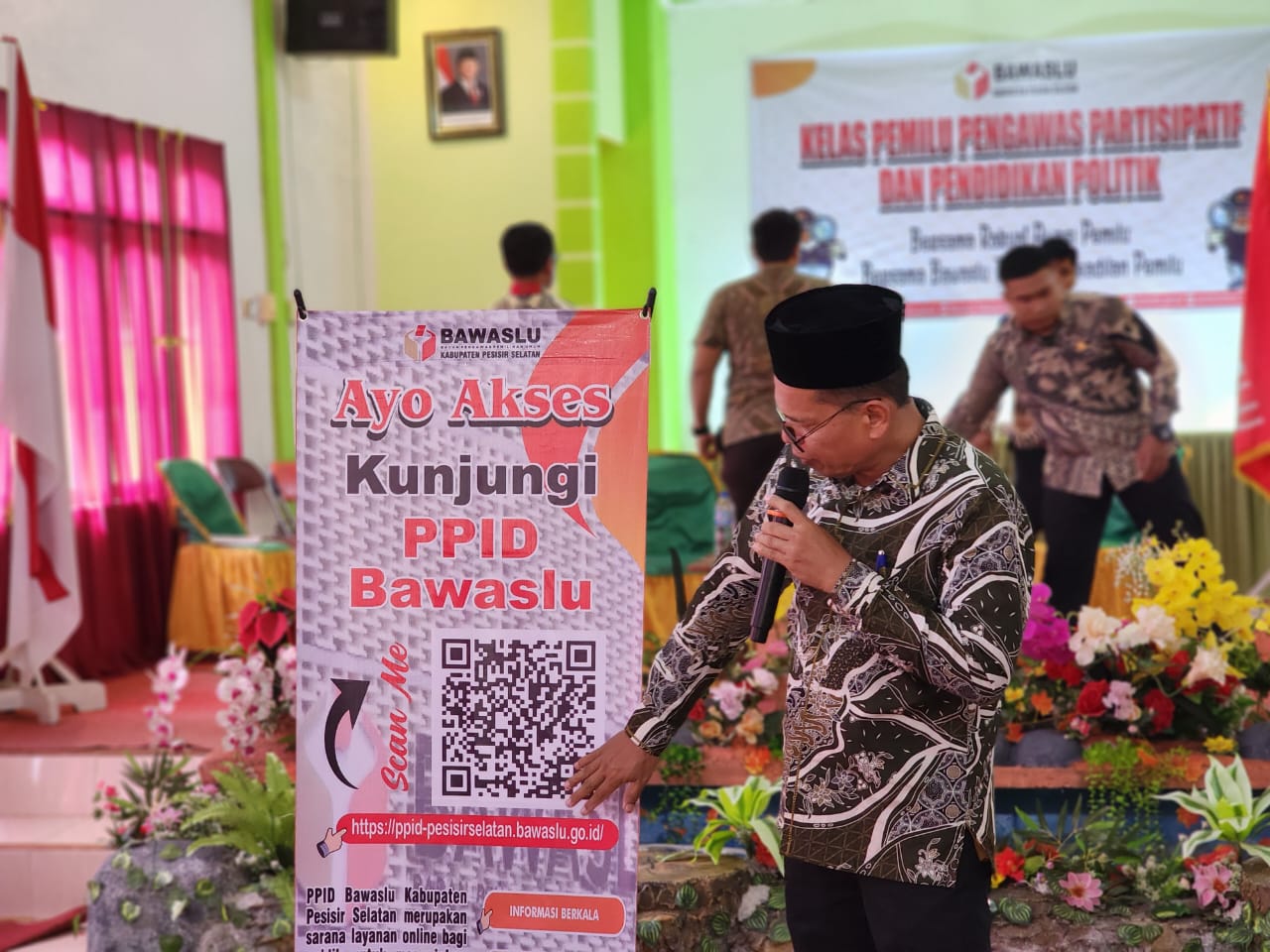 Permudah Akses Informasi Pemilu, Bawaslu Pesisir Selatan Hadirkan Program Pemuda Sain