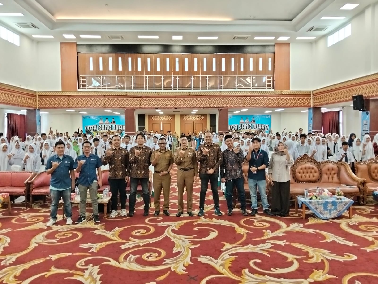 Liga Sang Juara Digelar, Bupati Hendrajoni Ajak Siswa Bangkitkan Prestasi Pendidikan Pessel