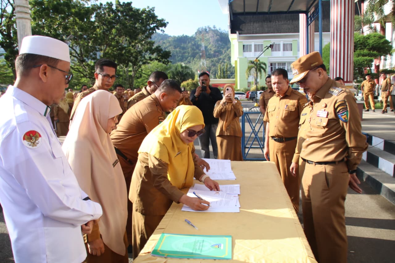 Peringati Harganas 2026, Pemkab Pessel Teken Kerja Sama Lintas Sektor untuk Kesehatan Anak Sekolah