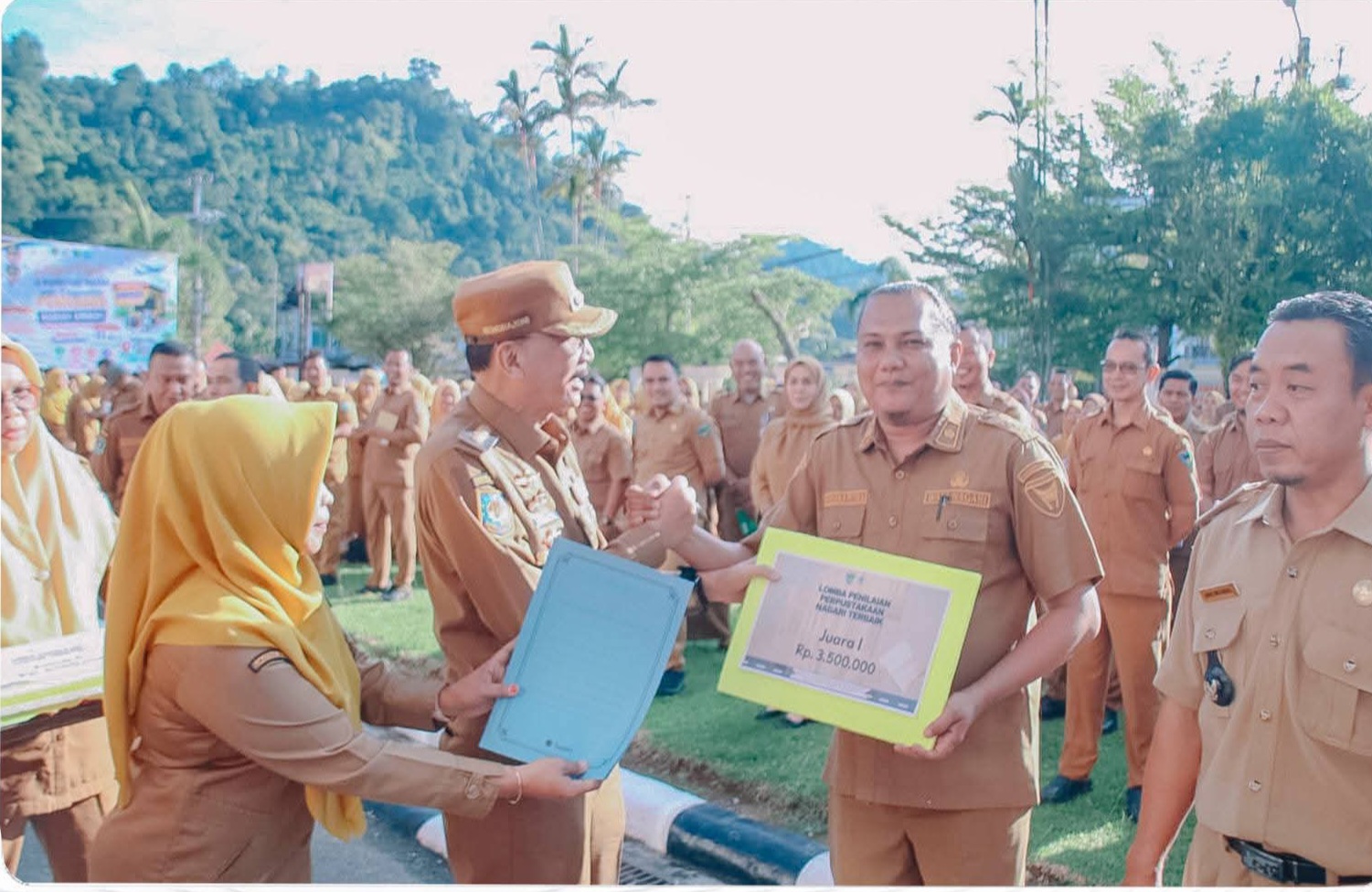 Bupati Hendrajoni Apresiasi Nagari IV Koto Hilie Raih Juara I Lomba Perpustakaan Nagari 2026