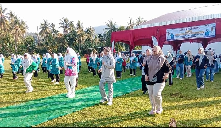 Tekan Angka Stunting, Dinkes PPKB Pessel Gelar Aksi Germas di Koto Berapak Bayang