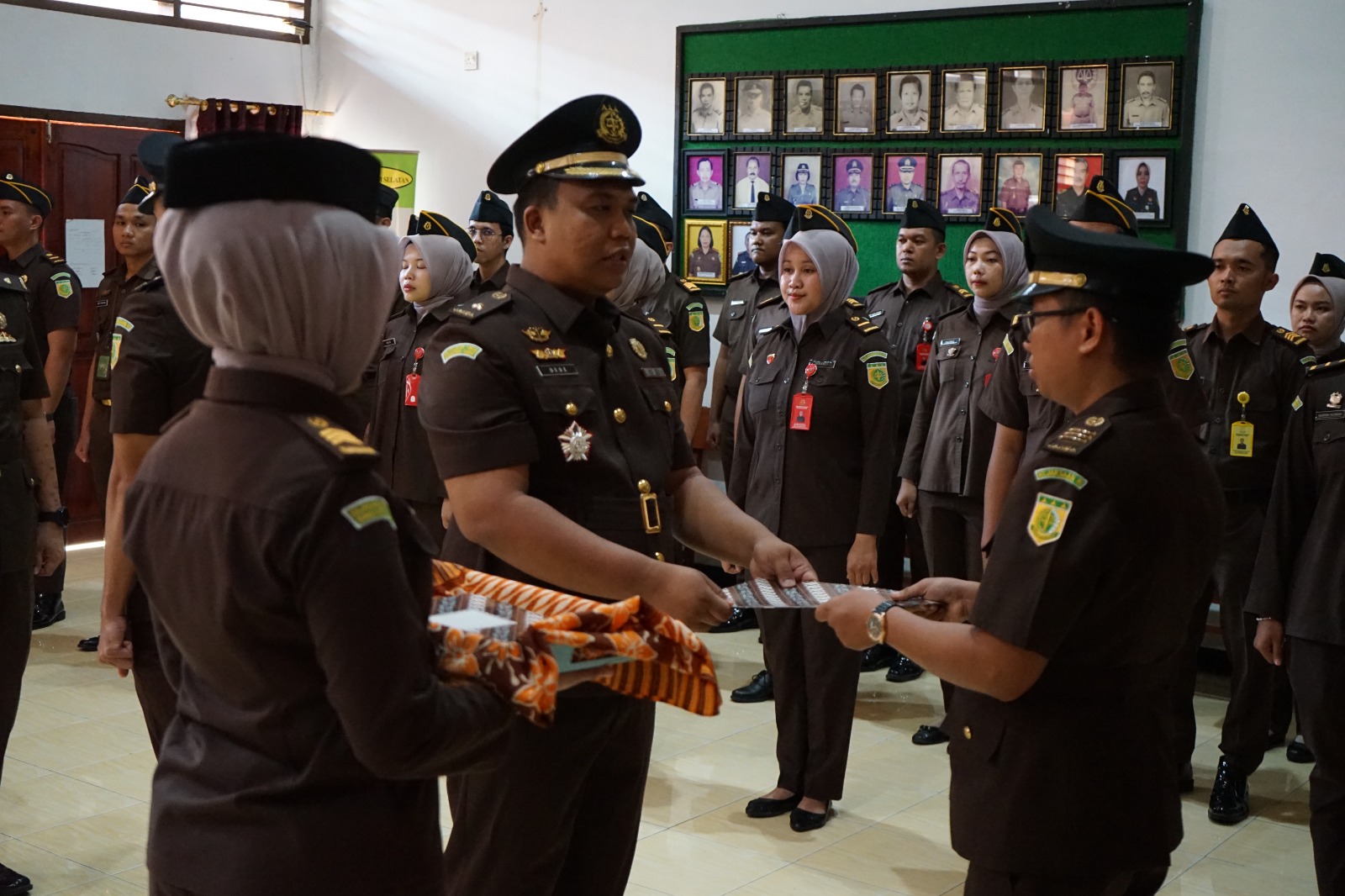 Kejari Pesisir Selatan Lantik Tiga Pejabat Baru, Kajari Tekankan Adaptasi dan Peningkatan Kinerja