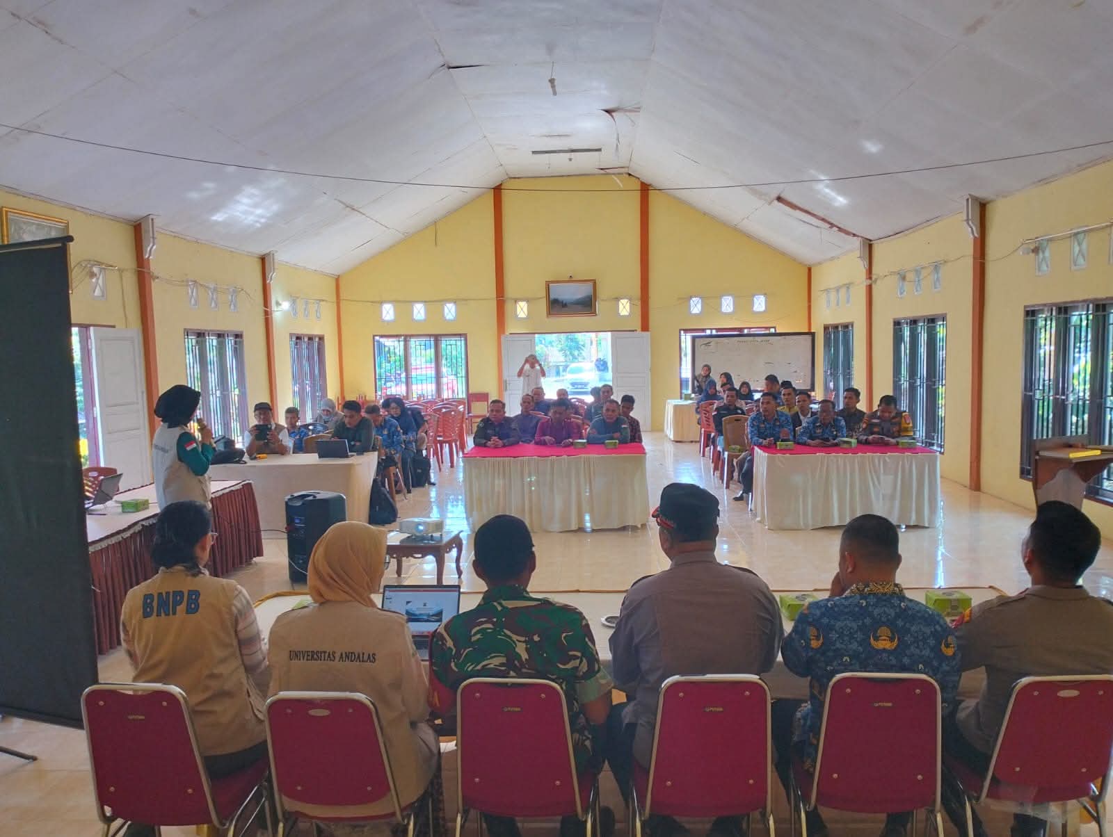 Pemerintah Kecamatan IV Nagari Bayang Utara Gelar FGD Pendampingan Pemulihan dan Peningkatan Produktivitas SDA