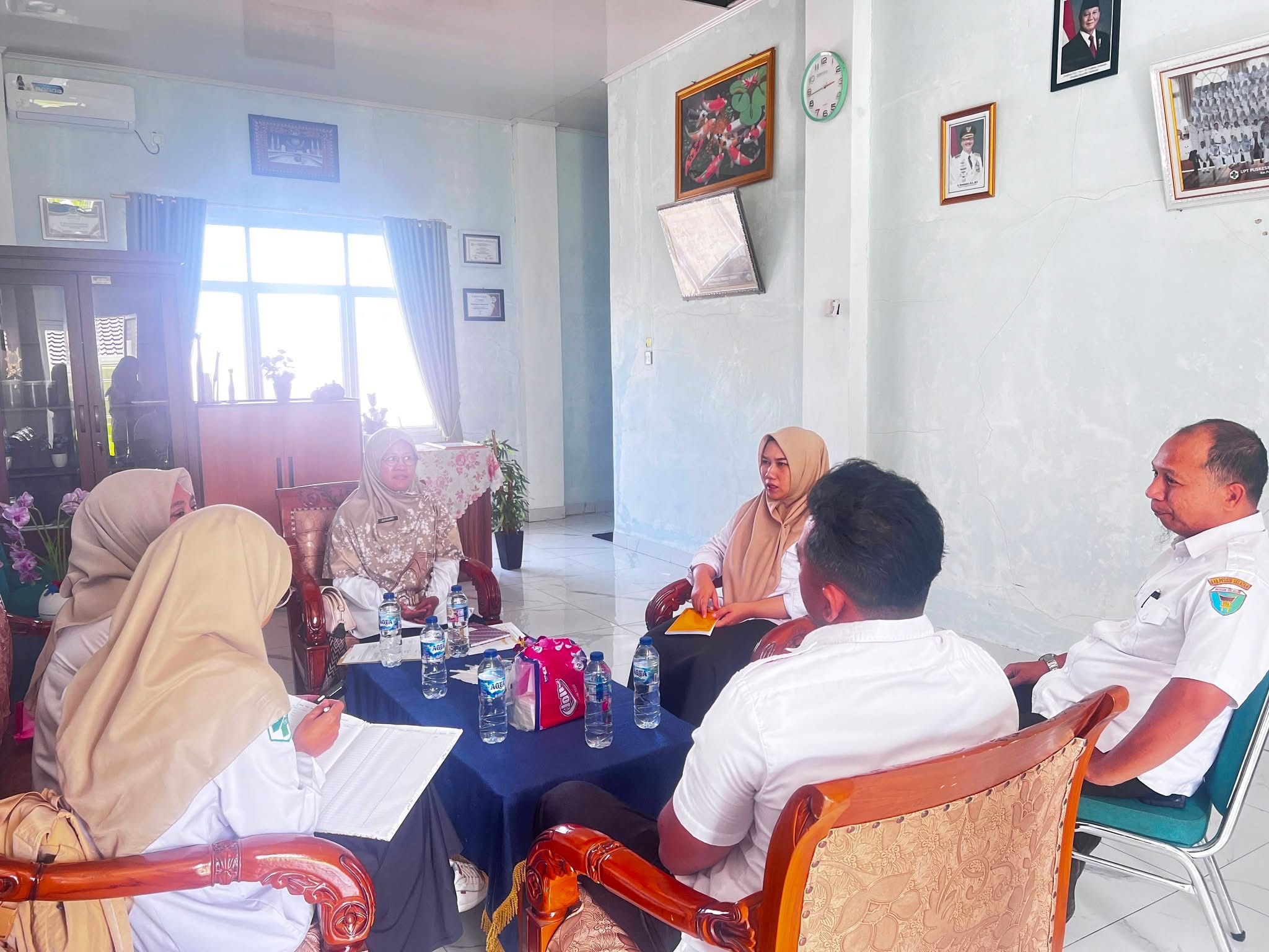 Tingkatkan Mutu Layanan, Tim Promkeskom Dinkes Pessel Monitoring dan Bina UPT Puskesmas Inderapura