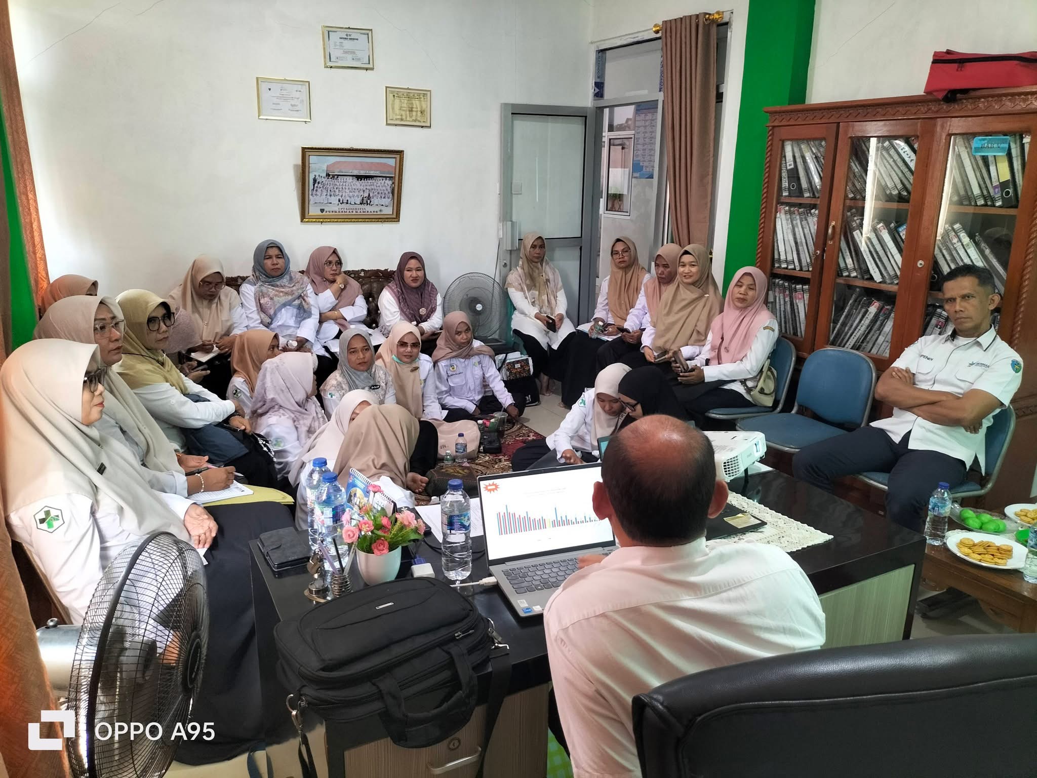 Perkuat Kekebalan Kelompok, Dinkes Pessel dan Puskesmas Kambang Optimalkan Surveilans Imunisasi Anak