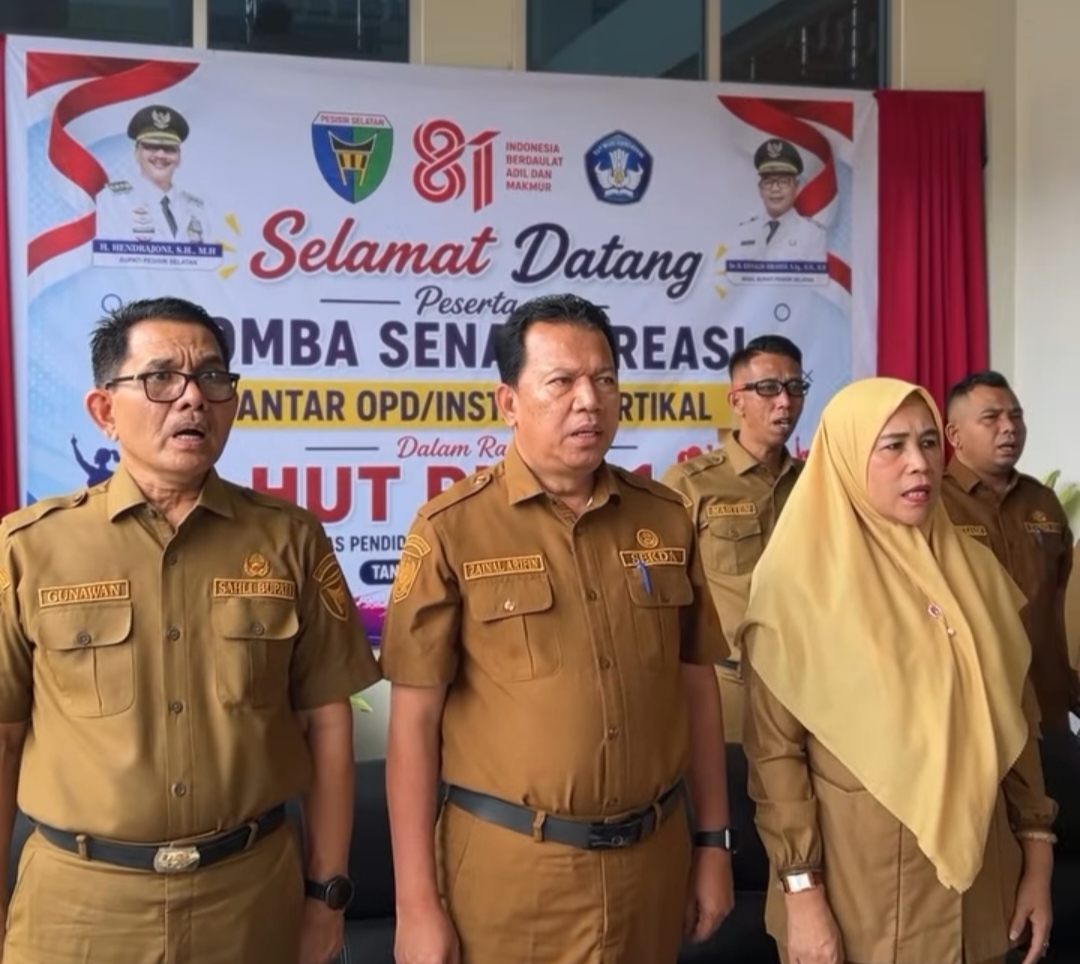 Sekdakab Zainal Arifin Buka Lomba Senam Kreasi Meriahkan HUT Kemerdekaan  RI ke-81