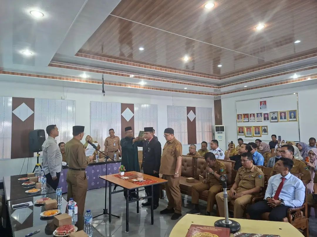 Bupati Pesisir Selatan Lantik Dewas RSUD Dr. Muhammad Zein Painan