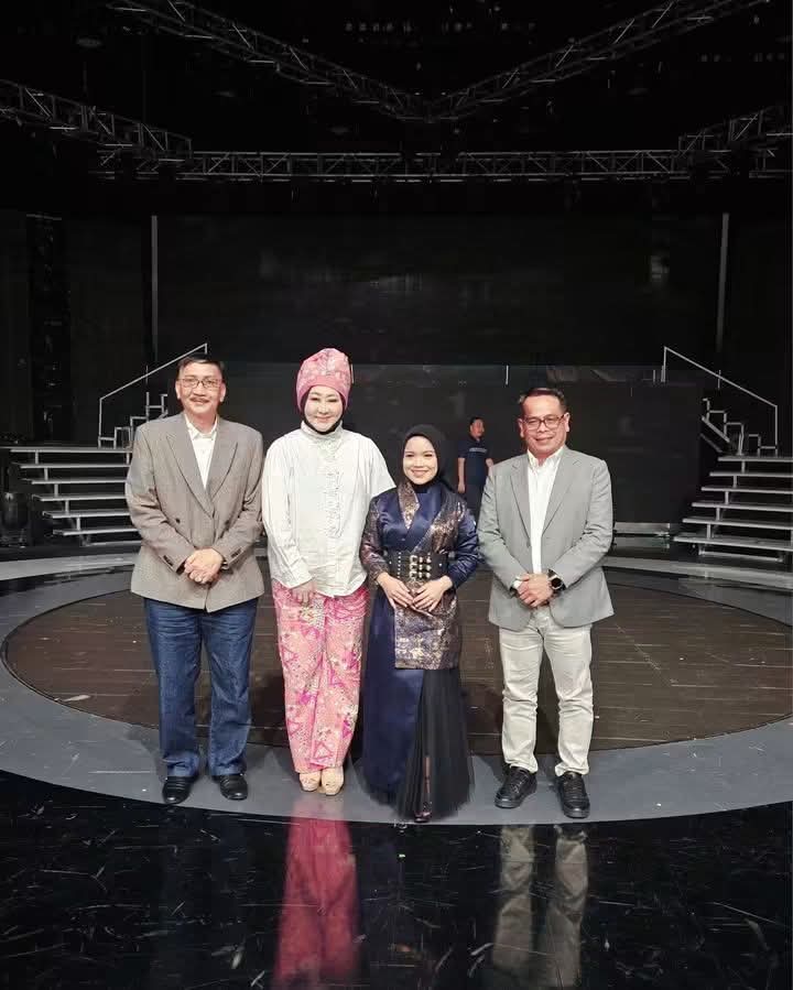 Tampil Gemilang di D’Academy 8, Zhifanna Bawa Nama Pesisir Selatan ke Panggung Nasional