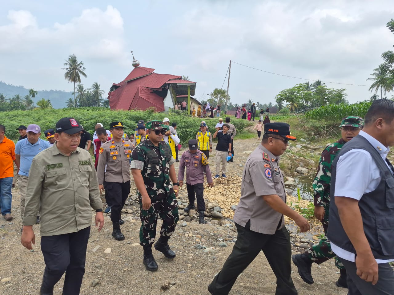 Percepat Rehabilitasi dan Rekonstruksi, Kasatgas PRR Tinjau Sejumlah Lokasi Pascabencana Pessel
