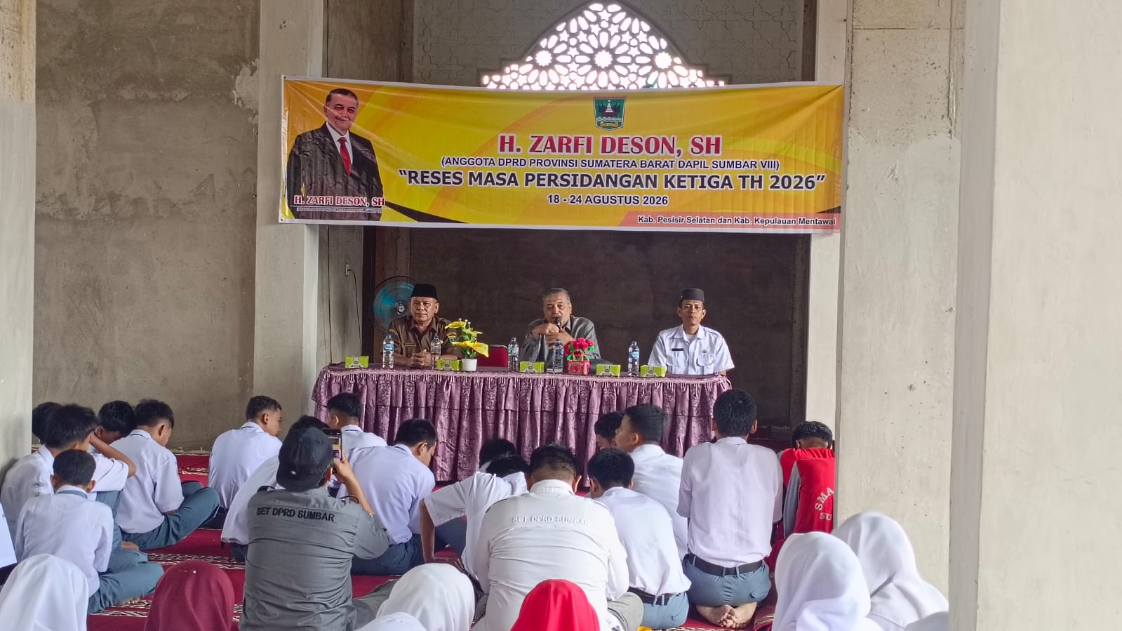Reses di SMAN 1 Sutera, Zarfi Deson Tekankan Pentingnya Pendidikan dan Jauhi Narkoba