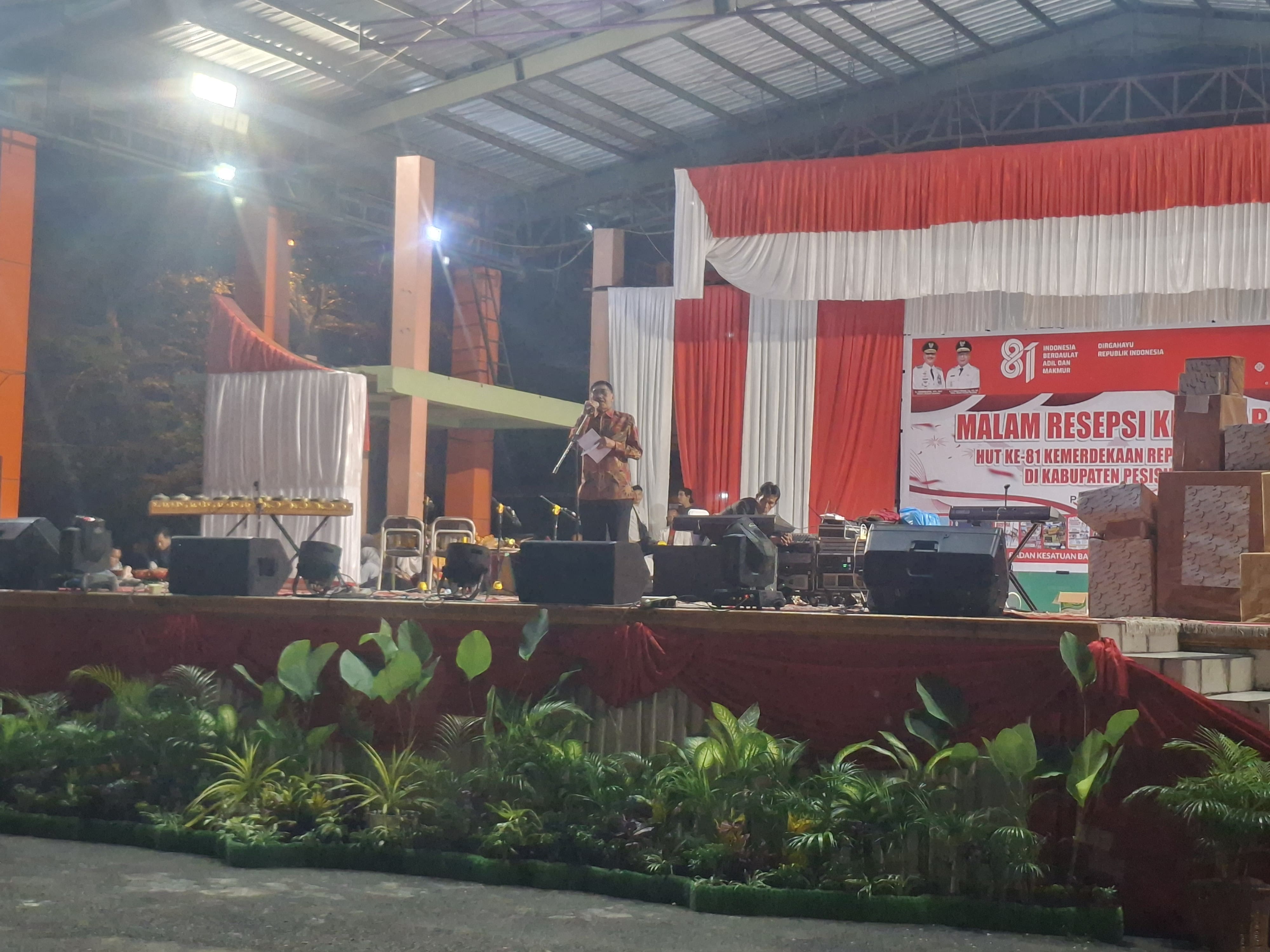 Bupati Hendrajoni Ajak Generasi Muda Isi Kemerdekaan dengan Karya dan Prestasi