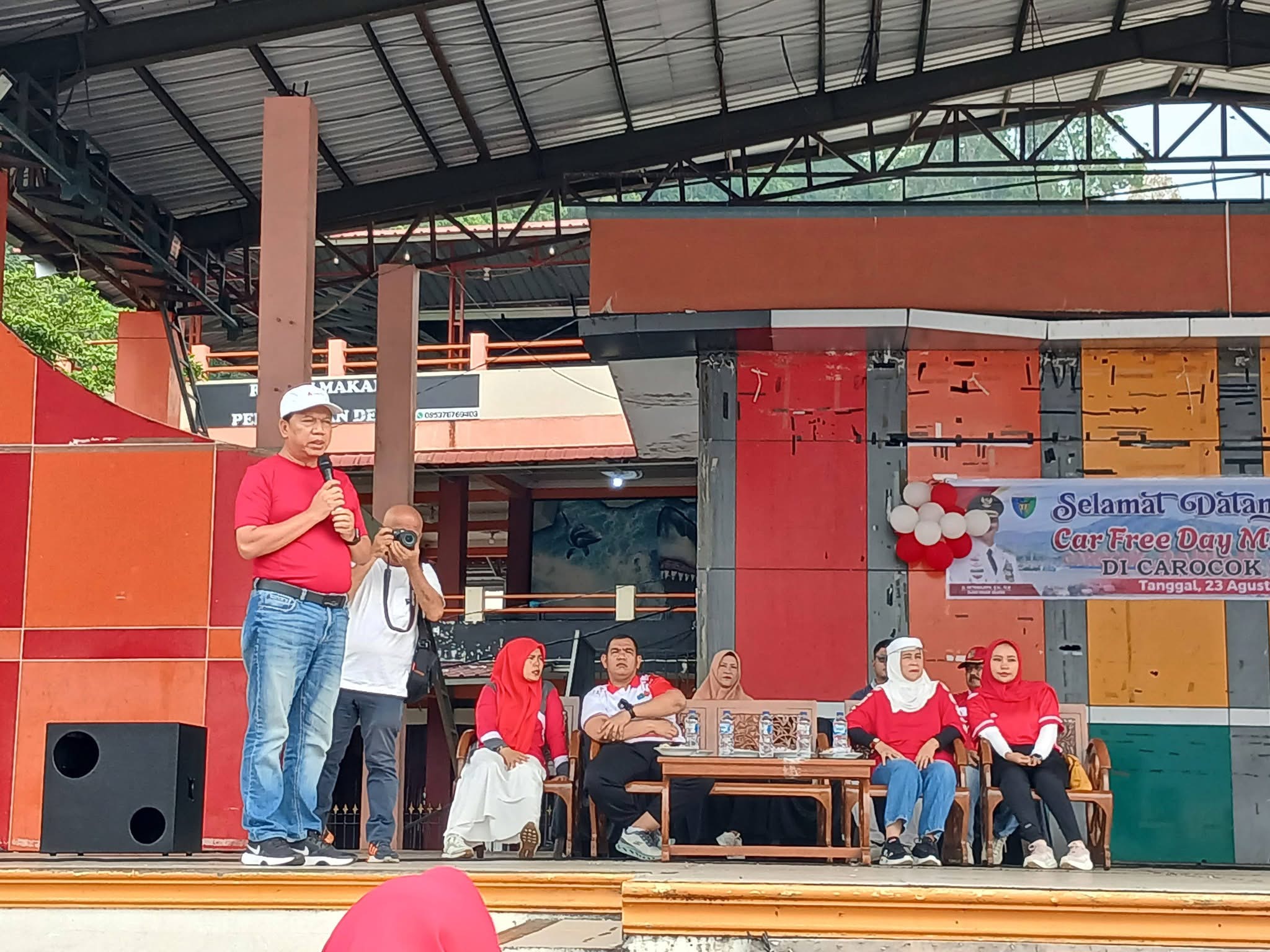 Car Free Day Pesisir Selatan Berjalan Sukses, Sekda Zainal Arifin Apresiasi Partisipasi Warga dan UMKM