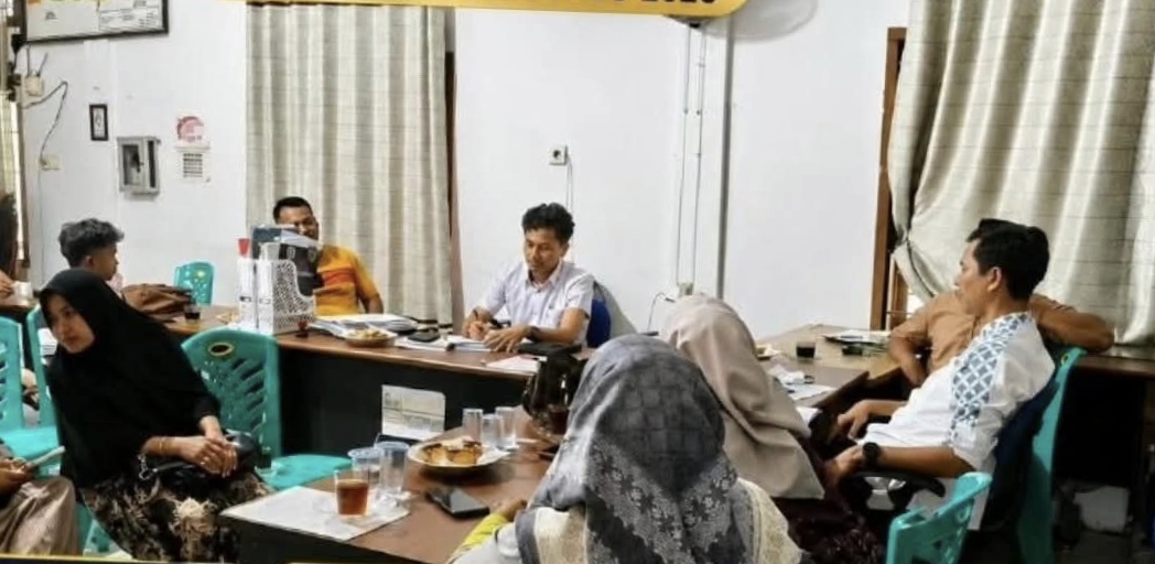 Penguatan Teknis Kerja Bagi Panitia Pemilihan Walinagar Palokan Inderapura Dilakukan Camat Airpura