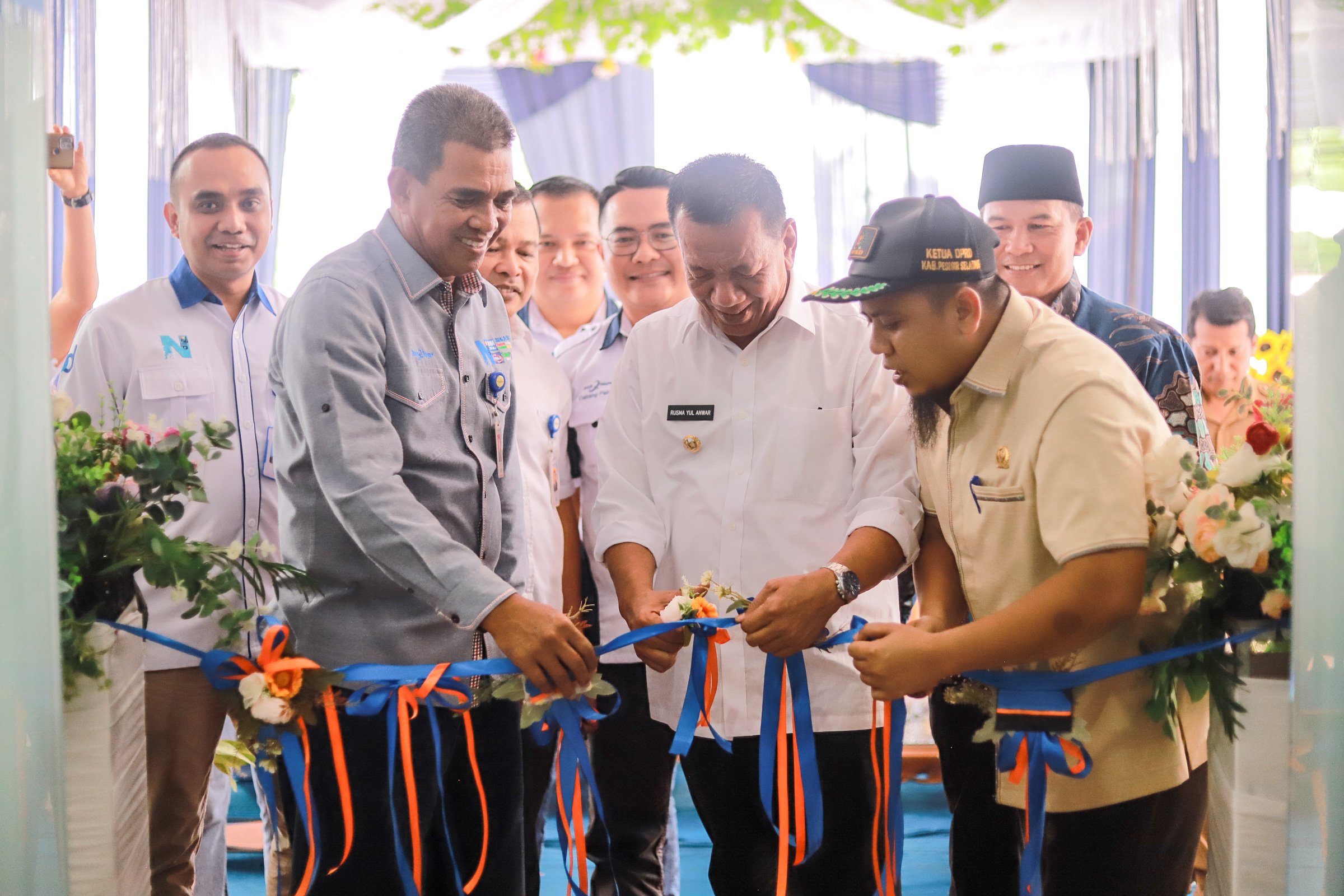 Bupati Resmikan Kantor Cabang Pembantu Bank Nagari Kambang