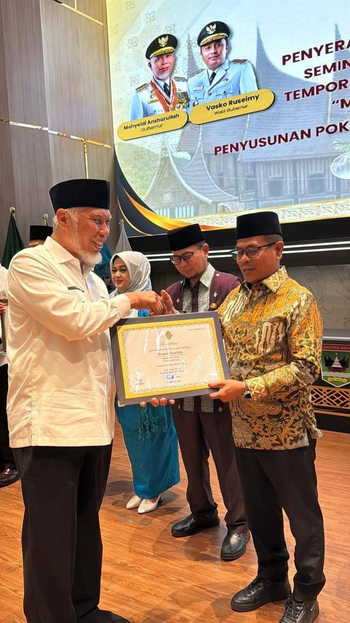Kabupaten Pesisir Selatan Terima Penghargaan Warisan Budaya Tak Benda Indonesia