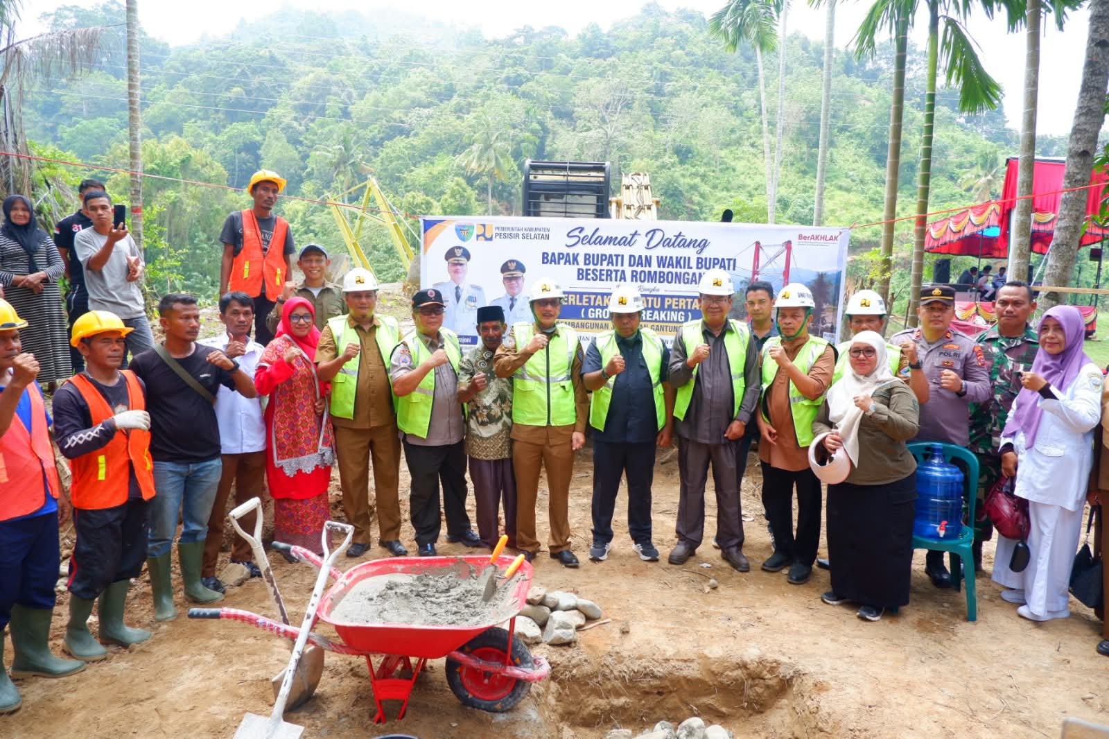 Penantian Warga Inunang Berakhir, Jembatan Gantung Rp3,55 Miliar Mulai Dibangun