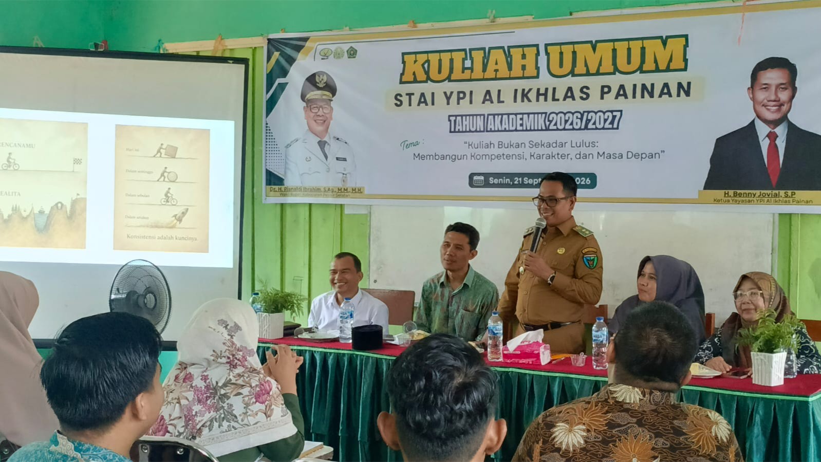 Kuliah Umum di STAI YPI Al Ikhlas, Wabup Risnaldi: Jadilah Pembelajar, Pemimpin dan Pemberi Manfaat