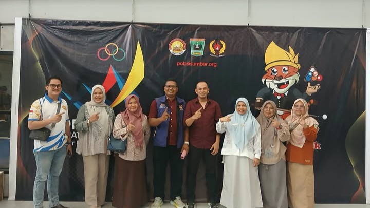Dukung Atlet Pessel di Porprov XVI Sumbar, Kadis Kesehatan Kunjungi Kontingen di Solok