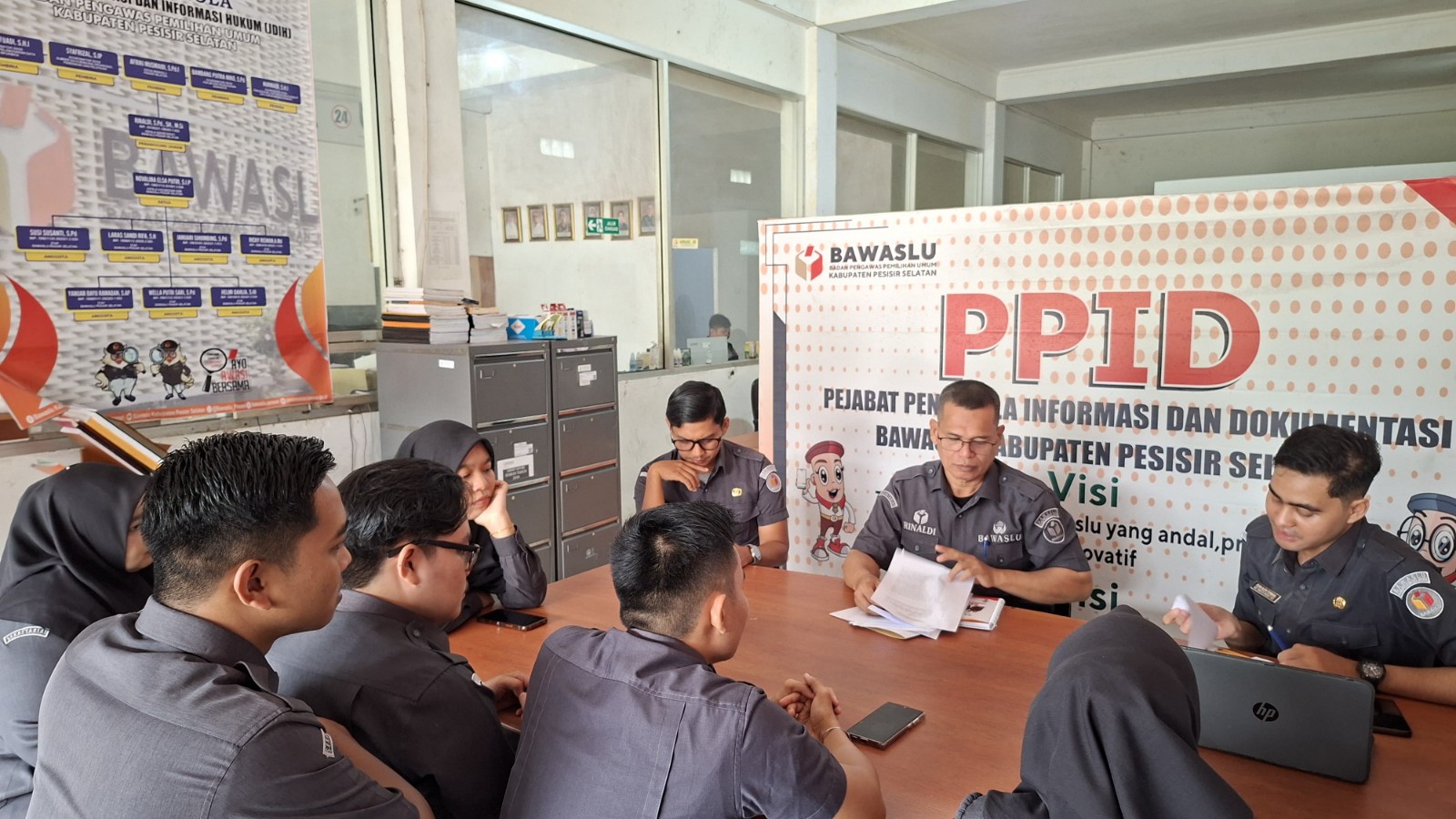 Bawaslu Kabupaten Pesisir Selatan Terus Dorong Keterbukaan Informasi Publik