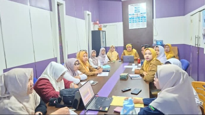 RSUD M. Zein Painan Perkuat Pengawasan Internal melalui Konfirmasi Audit Pelayanan Rawat Jalan