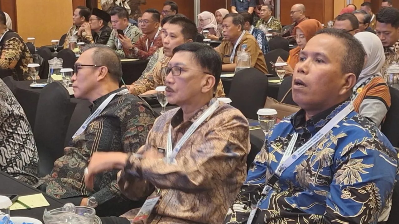 Merawat Benteng Ekologis, Menghidupkan Ekonomi Warga Pesisir Selatan