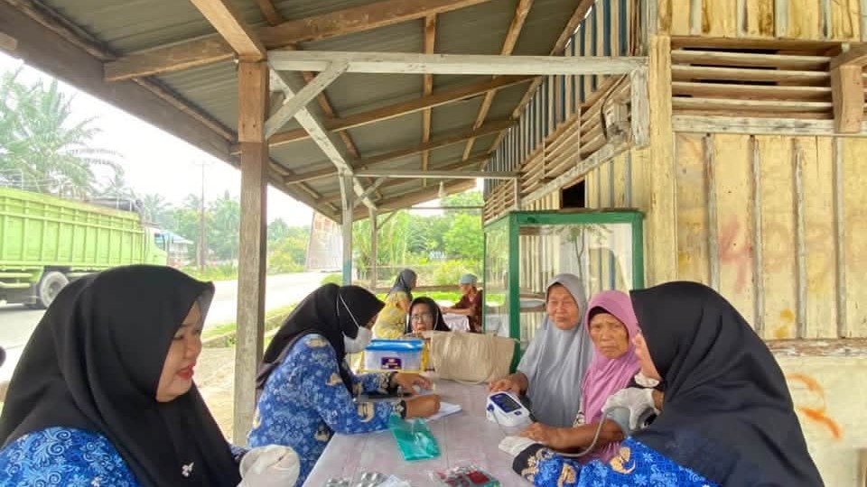 Puskesmas Tapan Lakukan Pelayanan Kesehatan Keliling ke Lokasi Terdampak Bencana Banjir