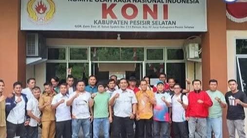 Porprov XVI Sumbar Resmi Ditutup, M. Adli Apresiasi Perjuangan Atlet: Kalian Kebanggaan Daerah