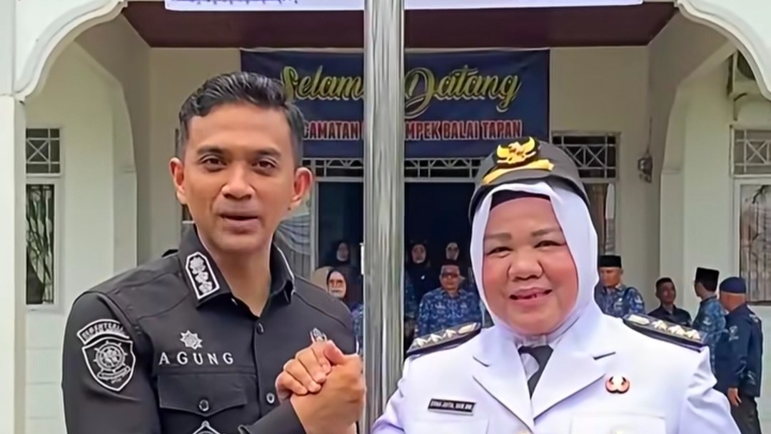Kasat Pol PP dan Damkar Hadiri Sertijab Camat Basa Ampek Balai Tapan, Sinergi Wujudkan Ketentraman dan Ketertiban Umum Diperkuat