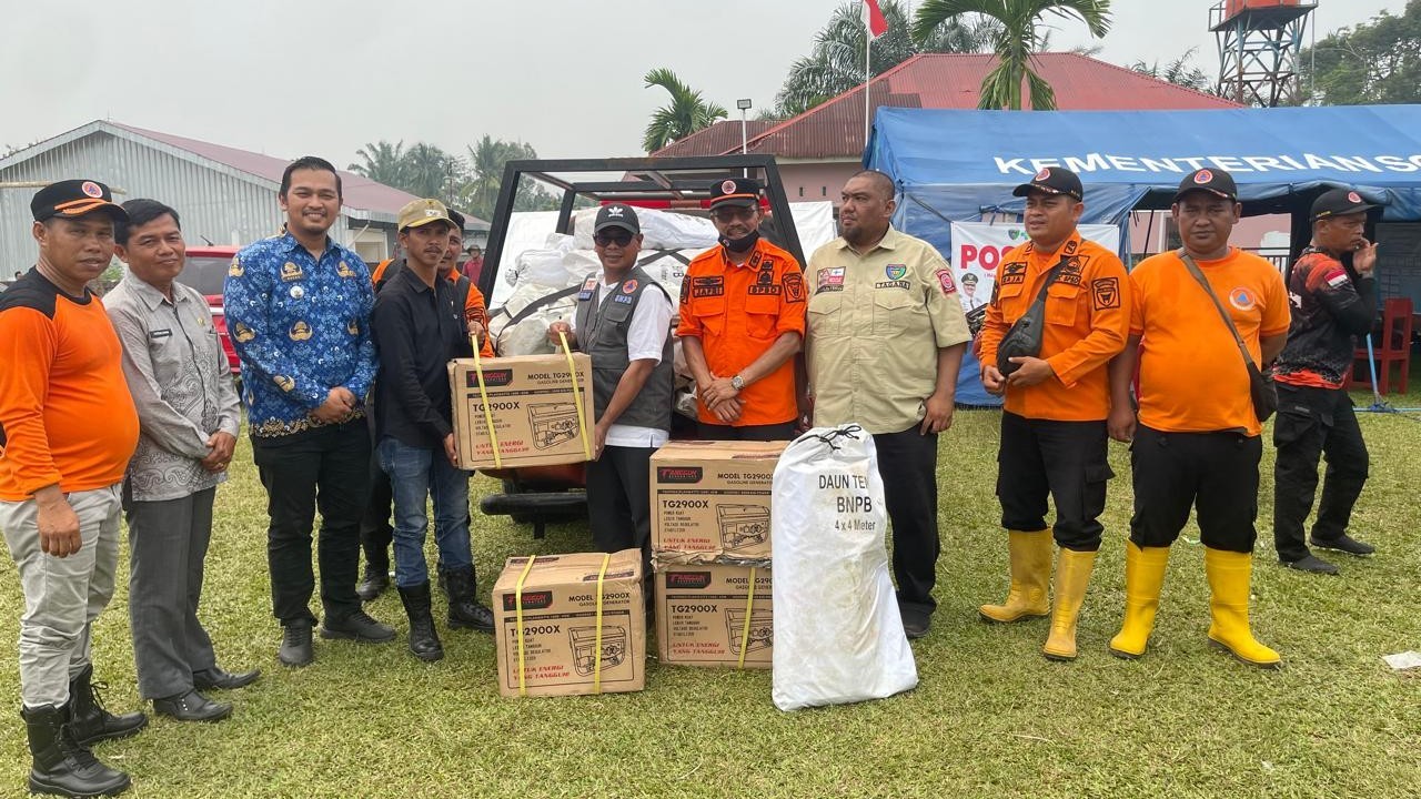Dari Penerangan hingga Tempat Berteduh, Pemkab Pessel Bantu Warga Bertahan Pascabencana