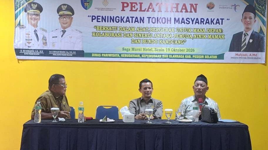 Disparbudpora Pessel Perkuat Sinergi Pemuda dan Ninik Mamak Lestarikan Adat Minangkabau