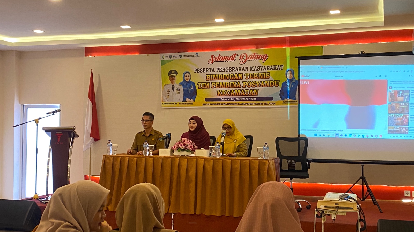 Perkuat Peran Posyandu Lintas Sektor, Ketua TP Posyandu Pessel Lisda Hendrajoni Buka Bimtek Tim Pembina Kecamatan di Triza Hotel