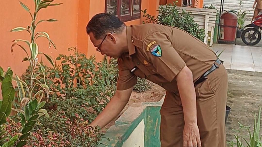 Kecamatan Lunang Laksanakan Gerakan Indonesia ASRI, Awali dengan Apel Pagi dan Gotong Royong