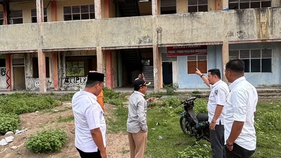 Tim Dinas Kominfo Pesisir Selatan Survei Lokasi Pembangunan Mini Tower di Nagari Pulau Rajo
