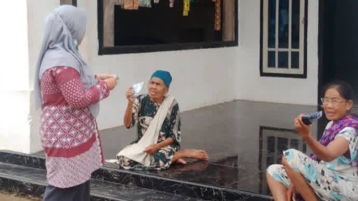 Cegah Dampak Kabut Asap, Puskesmas Rahul Tapan Gelar Penyuluhan Keliling dan Pembagian Masker