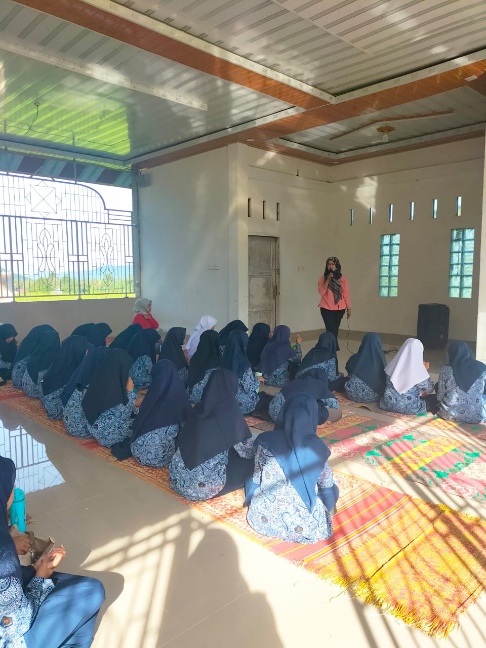 Puskesmas Asam Kumbang Lakukan Penyuluhan Ceting Sirah Terhadap Remaja Putri