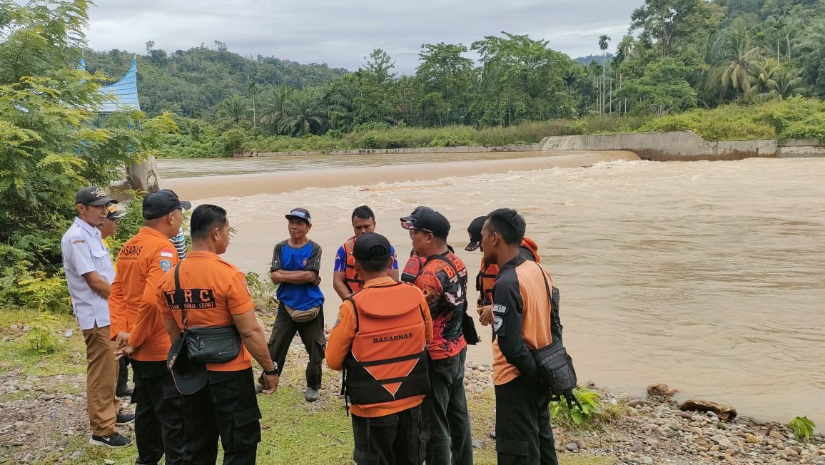Hari Kedua Pencarian Korban Hanyut Lengayang Diperluas, Koordinator SAR Imbau Warga Waspada Arus Deras