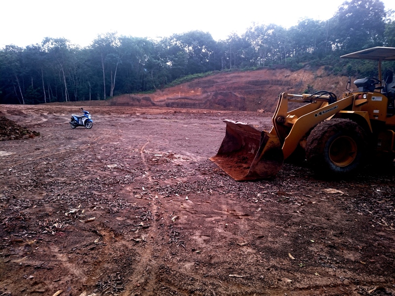 Masyarakat Nagari Ampang Tareh Lumpo bangun lapangan sepakbola
