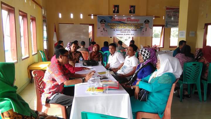 Nagari Ampiang Parak DiNilai Tim Nagari Berprestasi 