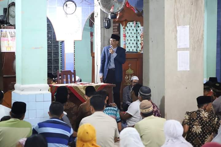 Bupati Bantu Pembangunan Masjid Amar Ma\\
