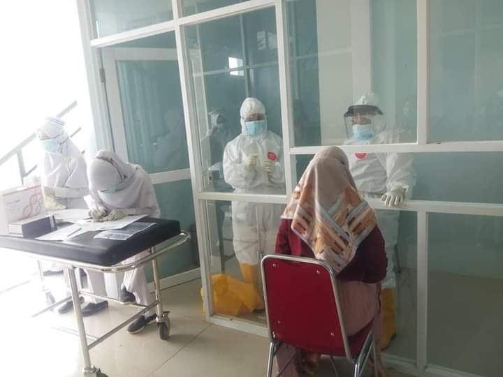 RSUD Tapan Melakukan Tes Swab Terhadap Manajemen Dan Seluruh Staf