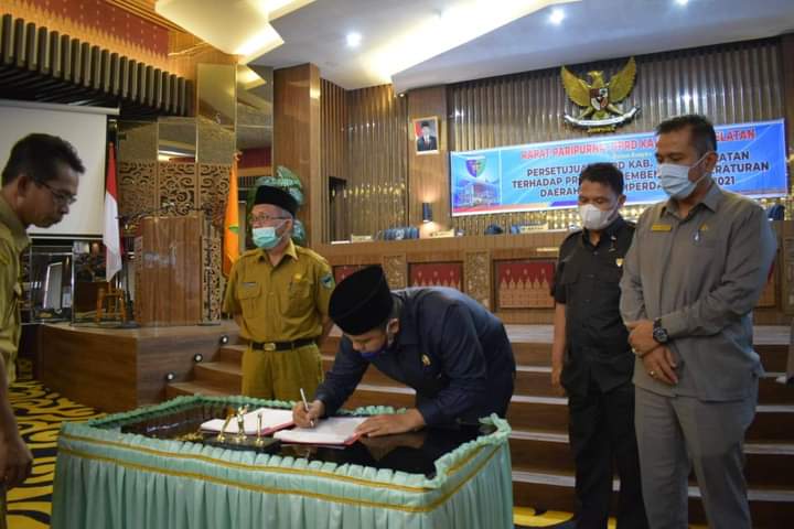 DPRD Pesisir Selatan Targetkan  10 Perda Dalam  Propemperda Tahun 2021