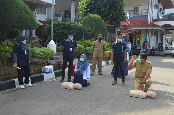 Komite K3RS Lakukan Kegiatan Sosialisasi Dan Simulasi Code Blue