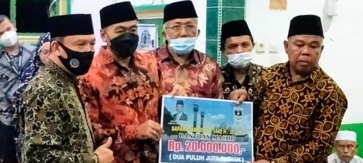 Wagub Audy Joinaldy Lakukan Safari Ramadhan Khusus Di Masjid Mujahidin Sago
