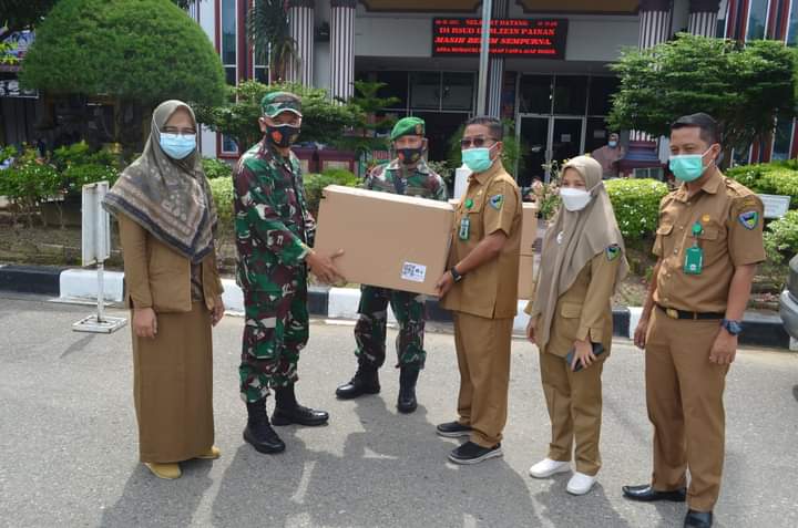 Mabes TNI Salurkan Bantuan APD Untuk Nakes Di Rumah Sakit