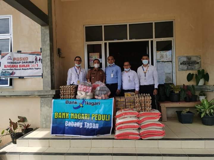 Bank Nagari Cabang Tapan Salurkan Bantuan Pada Korban Banjir Di Ranah Ampek Hulu Tapan