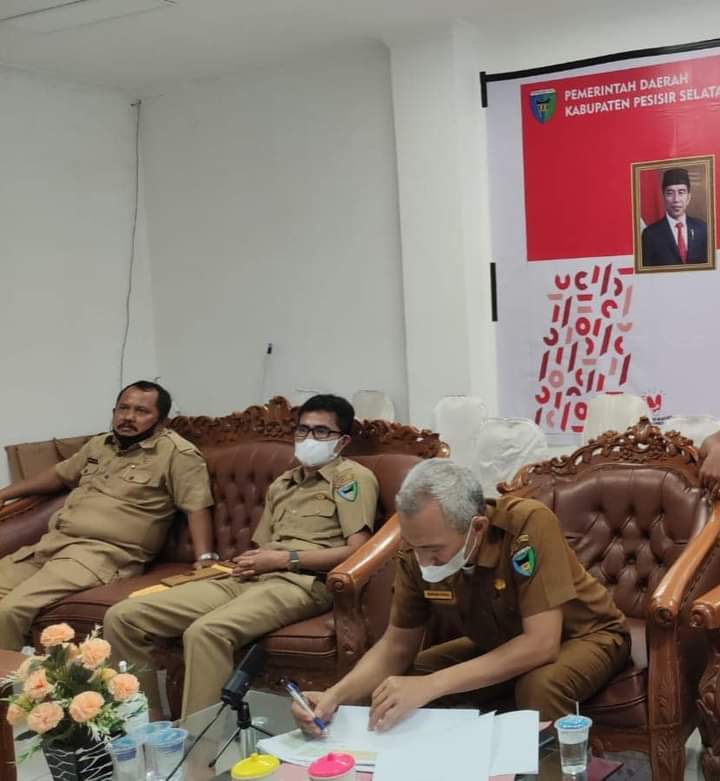 Sekda Ikuti Rapat Pembahasan Perencanaan Pembangunan Bidang Sanitasi Secara Virtual