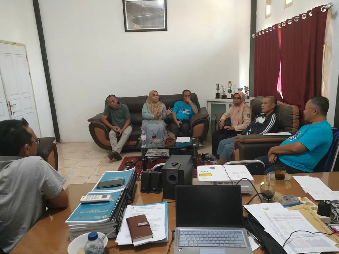 Sinergi Tingkatkan Pertanian, Camat IV Jurai Konsultasi Irigasi ke Dinas PUTR Pessel